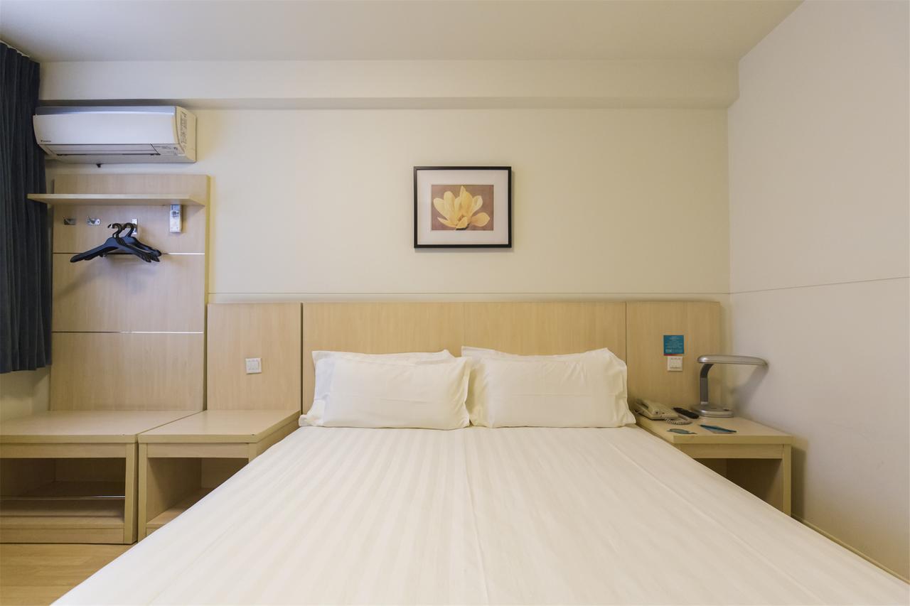 Jingjiang Inn Shanghai Baoyang Pier Экстерьер фото
