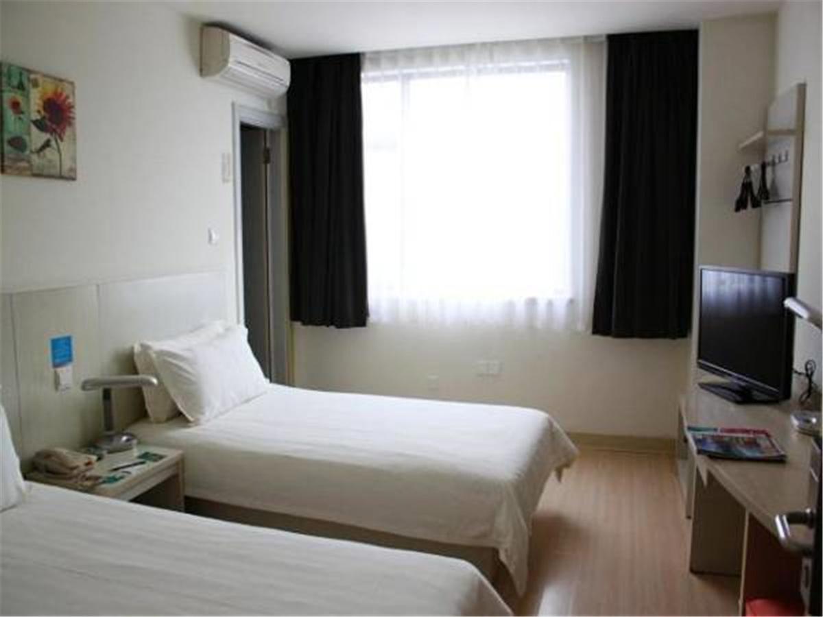Jingjiang Inn Shanghai Baoyang Pier Экстерьер фото