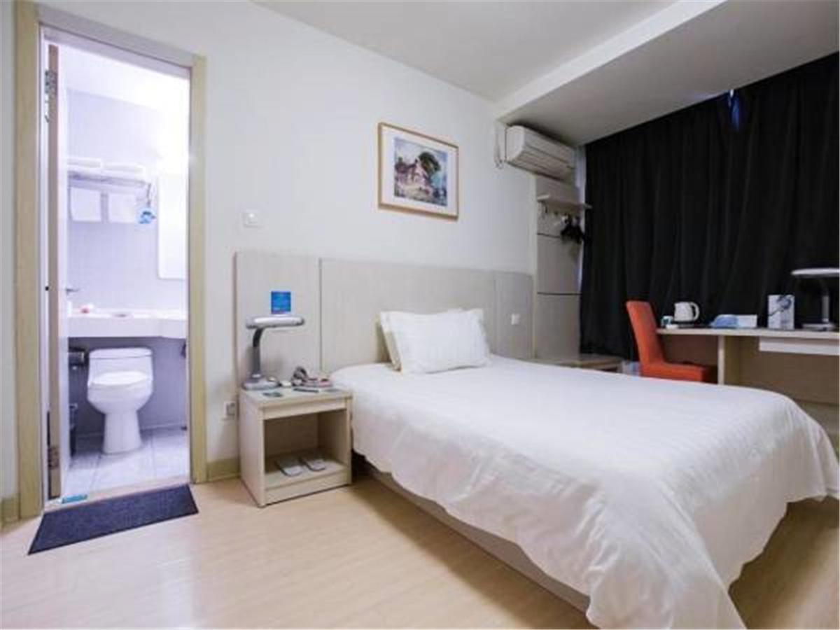 Jingjiang Inn Shanghai Baoyang Pier Экстерьер фото