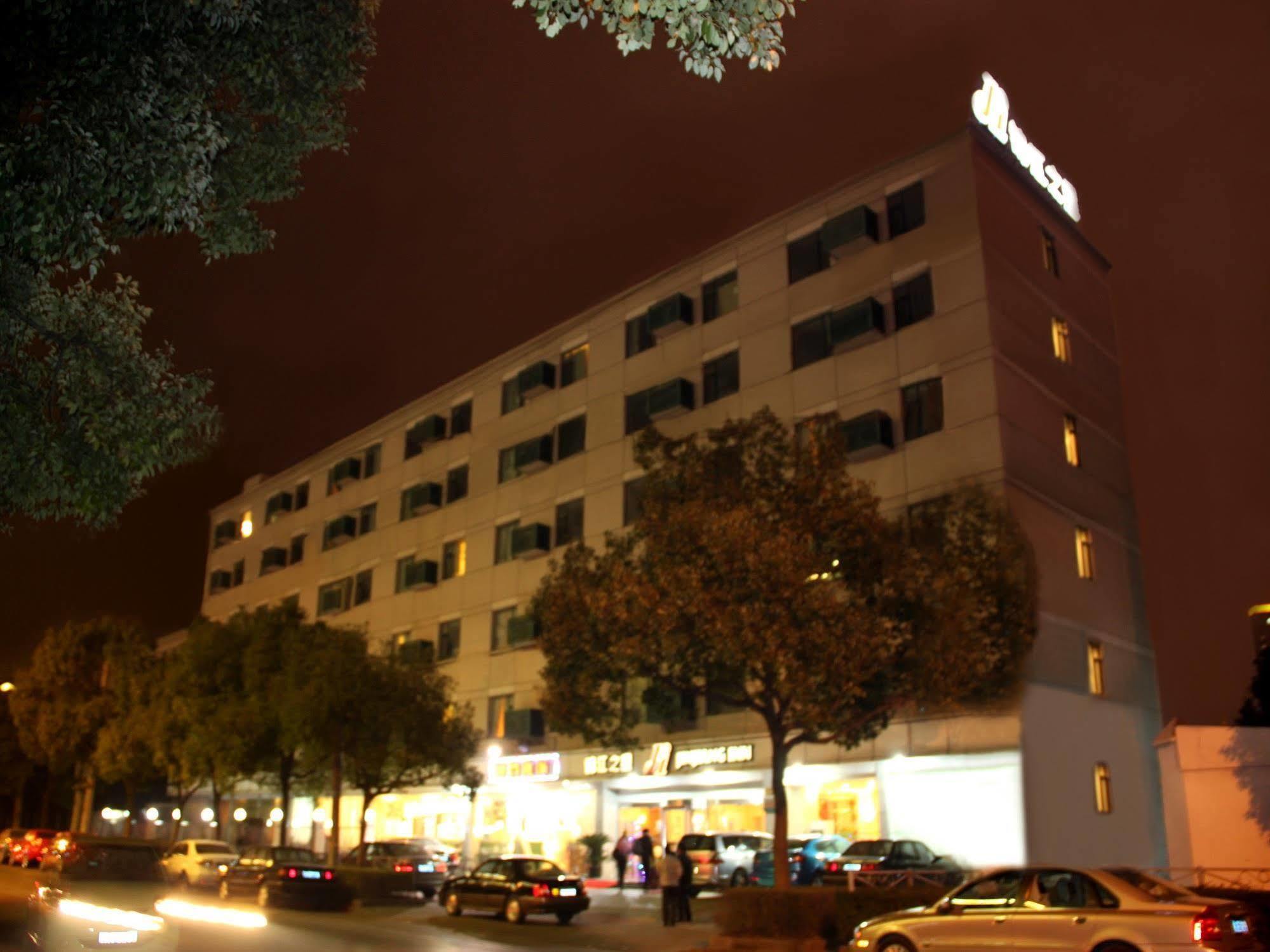 Jingjiang Inn Shanghai Baoyang Pier Экстерьер фото